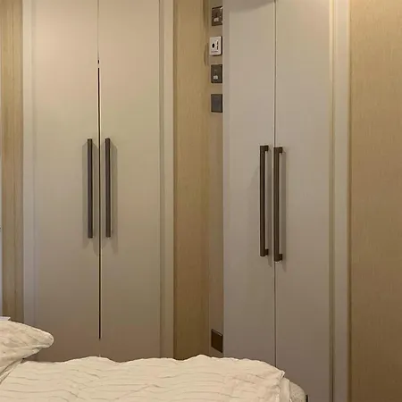2 Bedroom Cozy In Lindesnes Сasa de vacaciones *